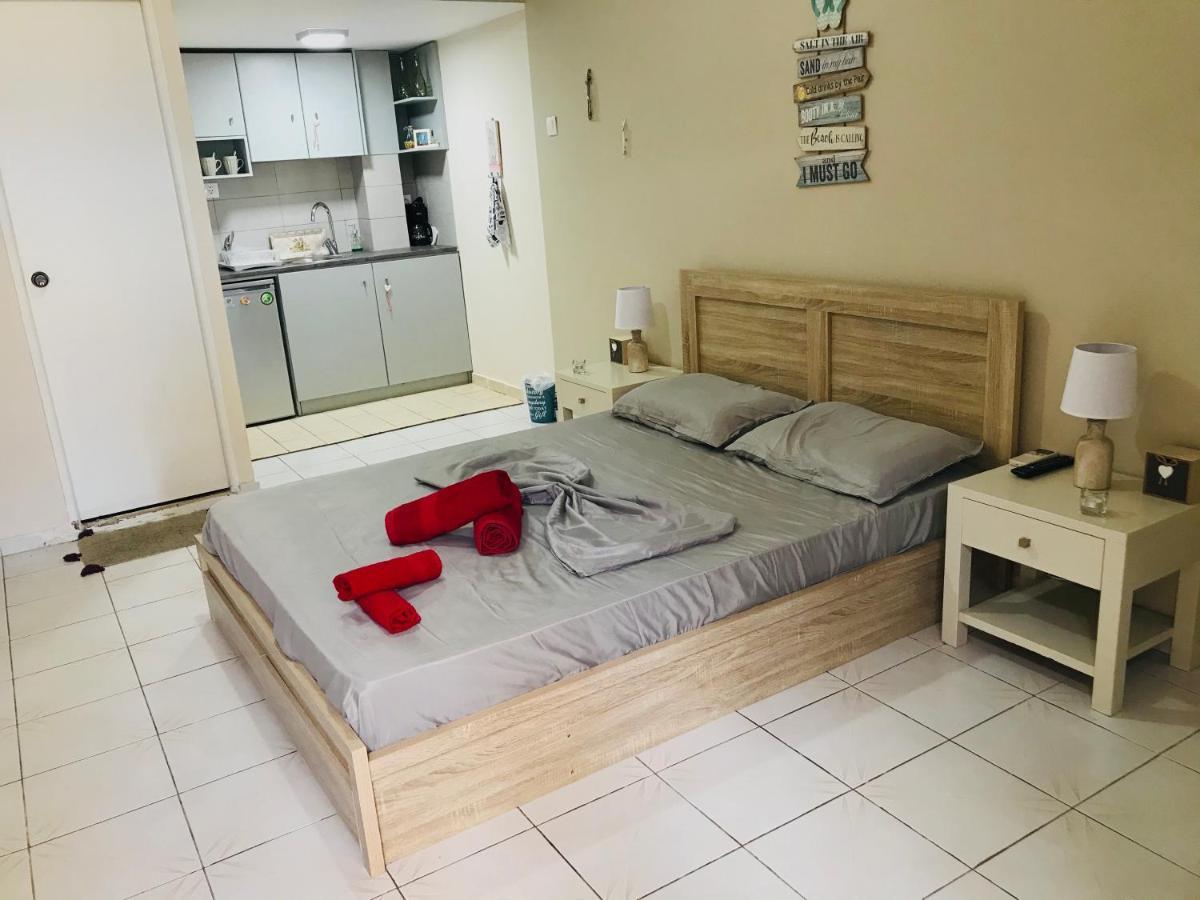 Seaview Apartments Анависос Екстериор снимка