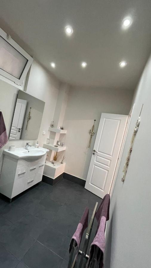Seaview Apartments Анависос Екстериор снимка