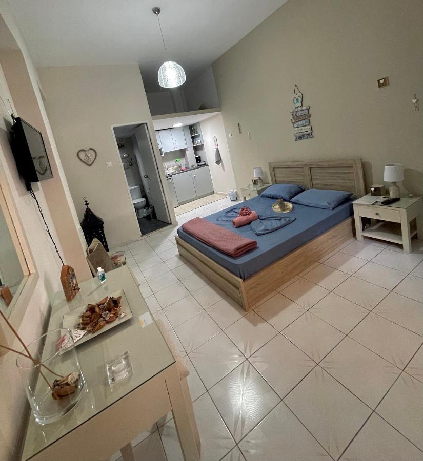 Seaview Apartments Анависос Екстериор снимка